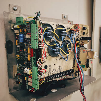 ITL can repair any industry standard power supply and get it back to optimal performance. Hatchplate Repairs